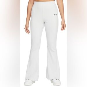 Women’s Nike White Ribbed Jersey Pants, Sz M
